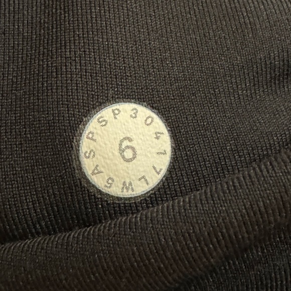 lululemon speed up tight 28” size 6 - Picture 10 of 12